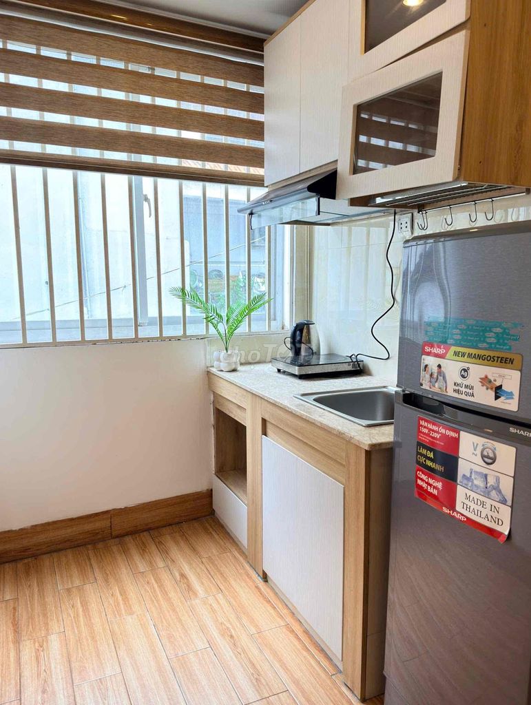 PHÒNG STUDIO RỘNG VÀ THOÁNG GẦN Q1