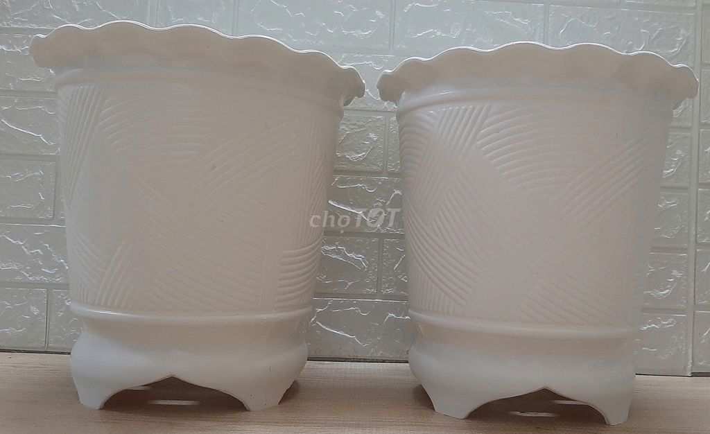 2 Chậu Nhựa PP; Hình Trụ; Cao 32cm; Màu Trắng.