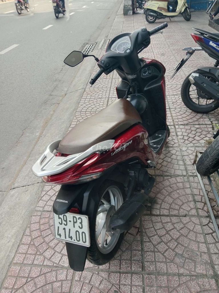 HONDA Vision. Mua bán Xe máy tại Quận Phú Nhuận Tp Hồ Chí Minh được đăng bởi Phạm Thiên Quốc hình 4