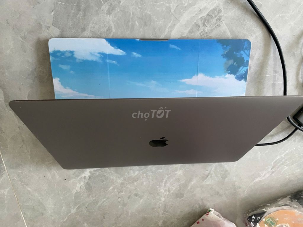 Laptop Macbook Pro i7 16GB 500G 2016 pin5h đẹp. Mua bán Laptop tại Quận Gò Vấp Tp Hồ Chí Minh được đăng bởi Thành hình 1