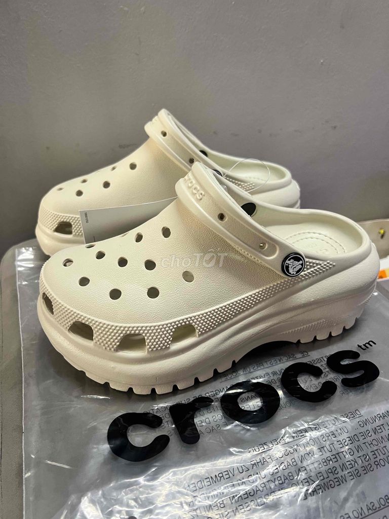 Dép Crocs size 36-37 bao chính hãng