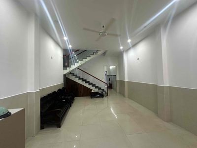 Rent · 3 bd · 70 м² · Quận Hải Châu, ул. Đường Núi Thành