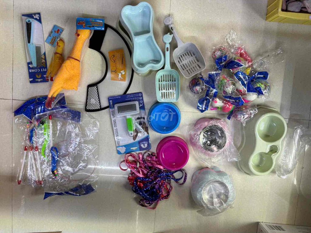 Xẻng, xích, vòng cổ, máng ăn, đồ chơi Thú Cưng. Mua bán Phụ kiện, Thức ăn, Dịch vụ tại Quận Hải Châu Đà Nẵng được đăng bởi Minh Phạm hình 1