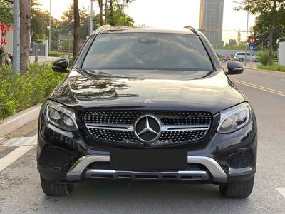 Mercedes Benz GLC250 4Matic sx 2017 màu đen/kem. Mua bán Ô tô tại Quận Cầu Giấy Hà Nội được đăng bởi Cao Quý