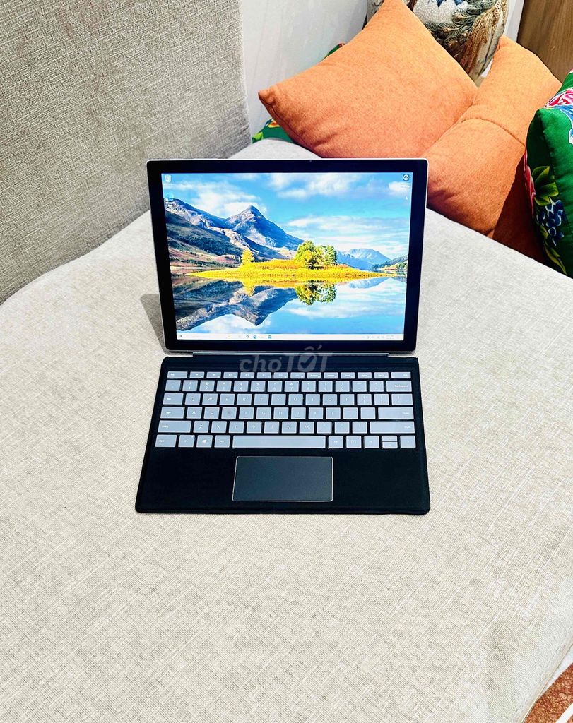 Microsoft Surface Pro 6 i5 8GB/128GB. Mua bán Laptop tại Quận Hồng Bàng Hải Phòng được đăng bởi Trần Mạnh Cường hình 1