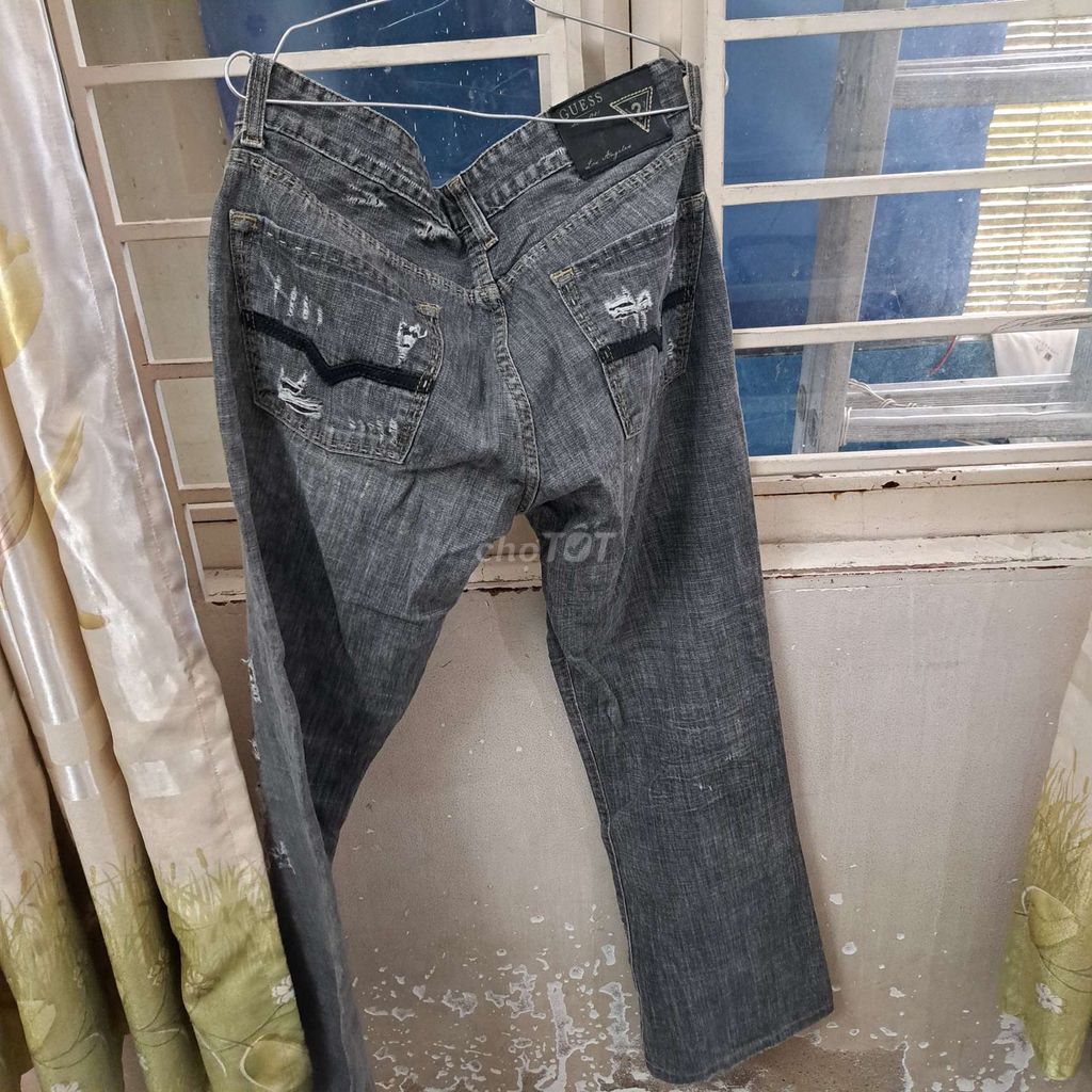 Cần bán quần Guess chính hãng Mỹ size 32.Bao test.