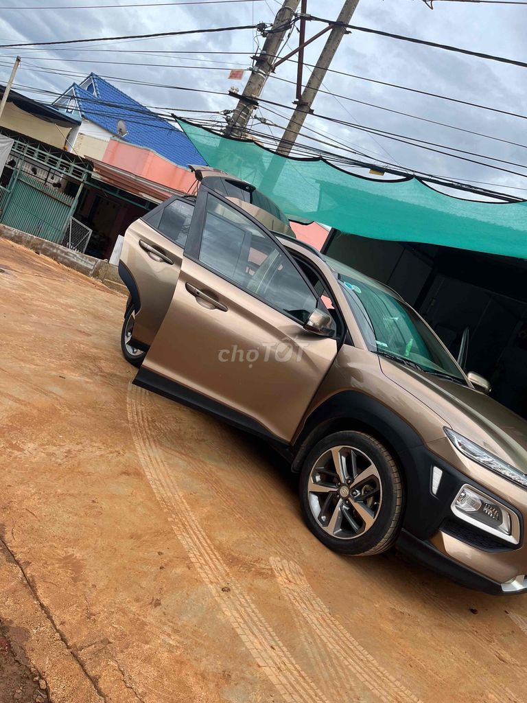 Hyundai Kona 2019 2.0 AT ĐẶC BIỆT - 63000 km. Mua bán Ô tô tại Huyện Đắk Song Đắk Nông được đăng bởi Hoa Nguyễn hình 6
