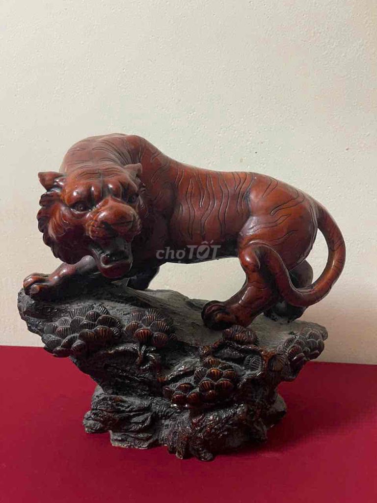 Tượng trang trí Mãnh hổ cũ. Mua bán Đồ sưu tầm, đồ cổ tại Quận Hoàng Mai Hà Nội được đăng bởi Nam Đồ Xưa hình 1
