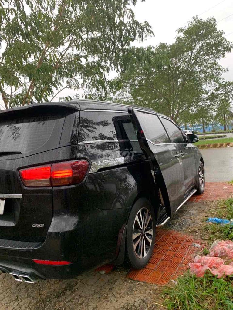 Kia Sedona 2016 2.2L DAT - 80000 km. Mua bán Ô tô tại Thị xã Hương Thủy Thừa Thiên Huế được đăng bởi Đình vê hình 3