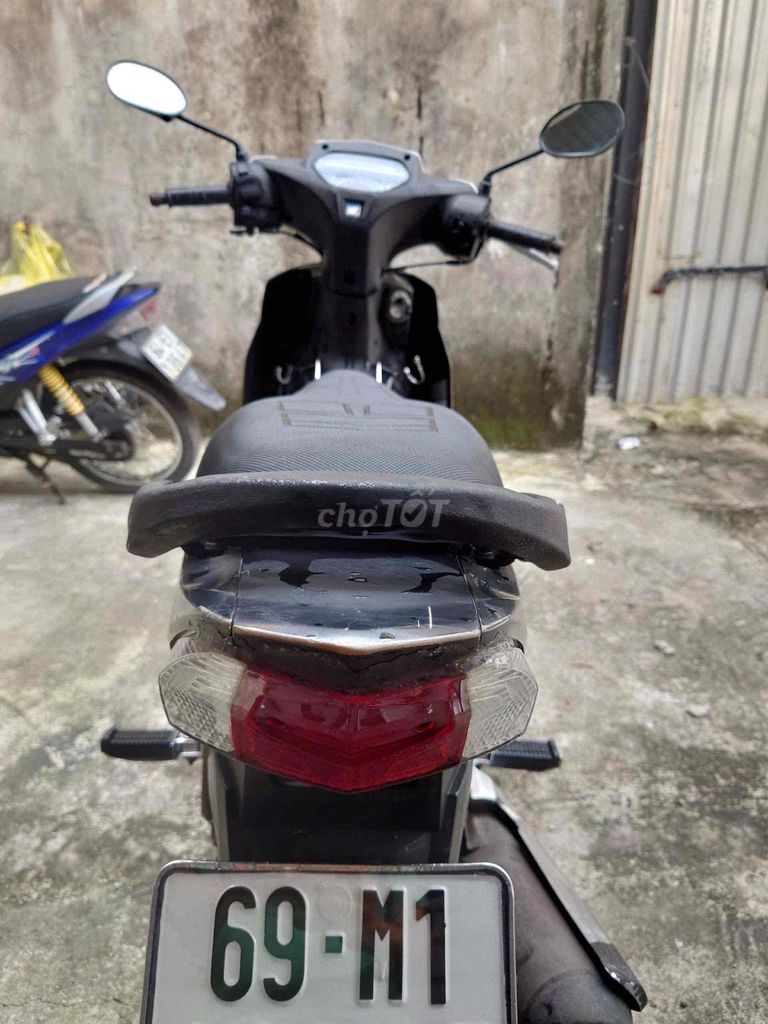 Honda Blade 2016 BS 69M1. Mua bán Xe máy tại Quận Ninh Kiều Cần Thơ được đăng bởi Cầm Đồ Anh Quý hình 2