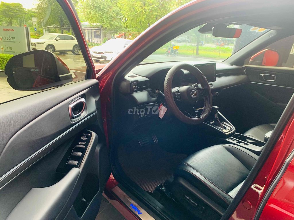 Honda HRV RS 2022  - 29000km Siêu Đẹp Hãng Bán. Mua bán Ô tô tại Quận 7 Tp Hồ Chí Minh được đăng bởi Honda Ôtô SG Quận 7 hình 4
