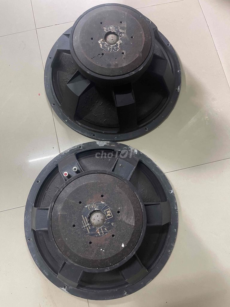 Loa siêu trầm bass 50cm. Mua bán Tivi, Âm thanh tại Thành phố Huế Thừa Thiên Huế được đăng bởi Đen đỏ  hình 1