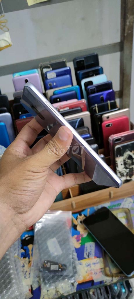 Samsung A8 Plus, ram 6gb, 2sim. Mua bán Điện thoại tại Quận Gò Vấp Tp Hồ Chí Minh được đăng bởi A LONG   nhận thanh toán THẺ TÍN DỤNG hình 3