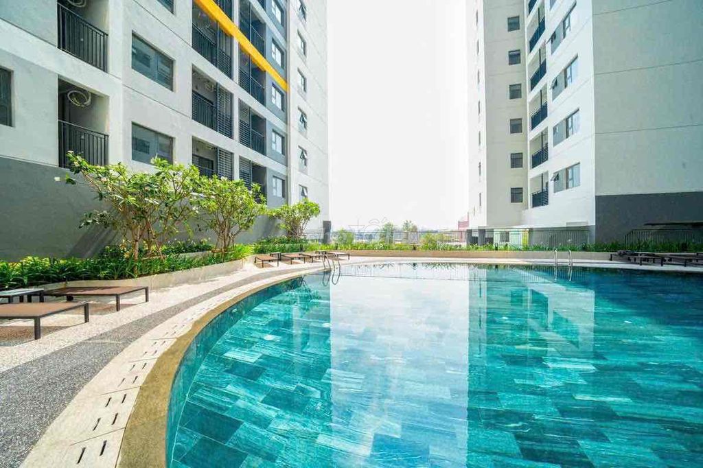 Cho thuê căn 2PN2WC có máy lạnh, rèm, giàn phơi, bếp, hút mùi. Cho thuê căn hộ/chung cư tại Thành phố Thuận An Bình Dương được đăng bởi Đặng Thương hình 4