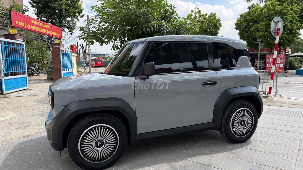VinFast VF3 2025 Xám 9000 km