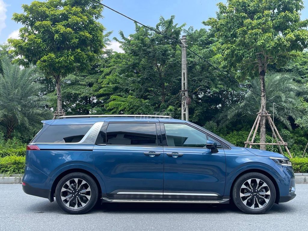 Kia Carnival 2023 Signature 2.2D - 25,000 km.. Mua bán Ô tô tại Thành phố Thủ Đức Tp Hồ Chí Minh được đăng bởi Đức Tứ Bánh hình 3