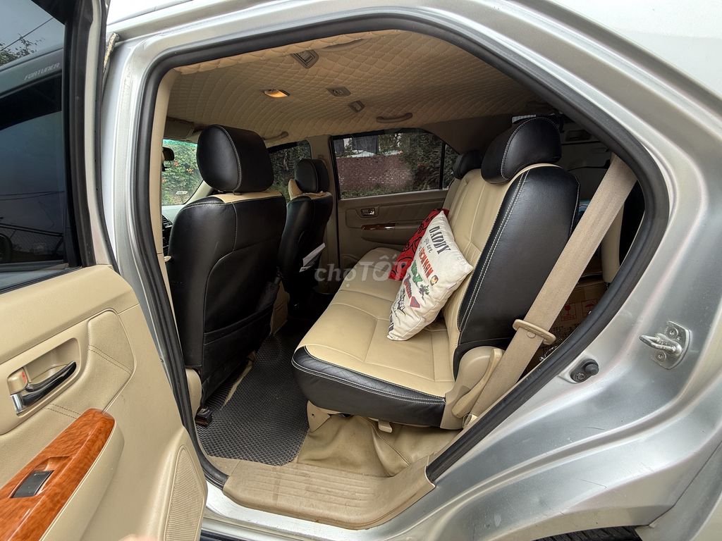 Toyota Fortuner 2010 2.7V 4x4 AT - 220000 km. Mua bán Ô tô tại Quận Bắc Từ Liêm Hà Nội được đăng bởi Nguyễn Thành Trung hình 10