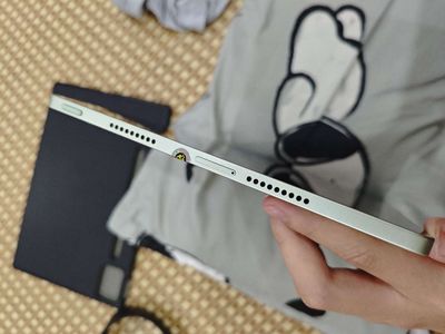 Lenovo pad pro 2025 like new fullbox 8/128. Mua bán Máy tính bảng tại Quận Nam Từ Liêm Hà Nội được đăng bởi Thái Bình Nguyễn