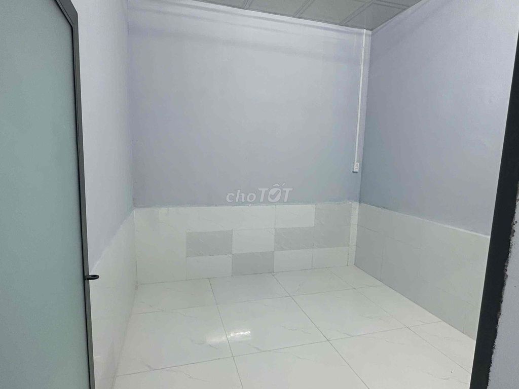 Целый дом на улице TL57, район An Phu Dong