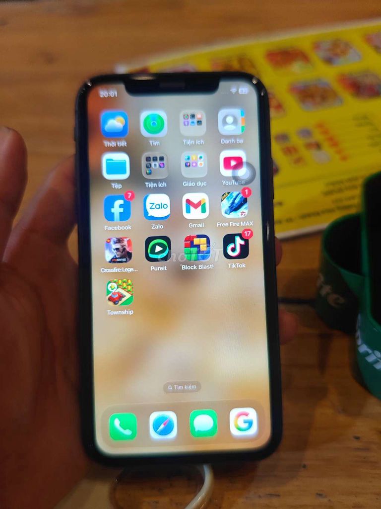 Apple iPhone 11 Đen. Mua bán Điện thoại tại Quận Liên Chiểu Đà Nẵng được đăng bởi Hồ Thị Anh Thư hình 1
