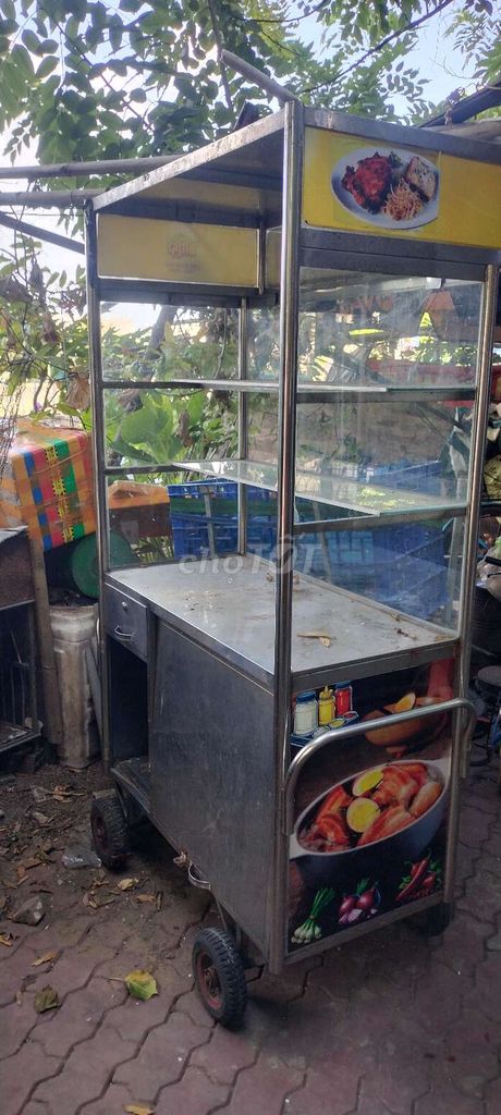 Xe đẩy bán hàng Kim loại Kính 1m8x1m4. Mua bán Đồ chuyên dụng, Giống nuôi trồng tại Quận Bình Thạnh Tp Hồ Chí Minh được đăng bởi Hoa Nguyen hình 1