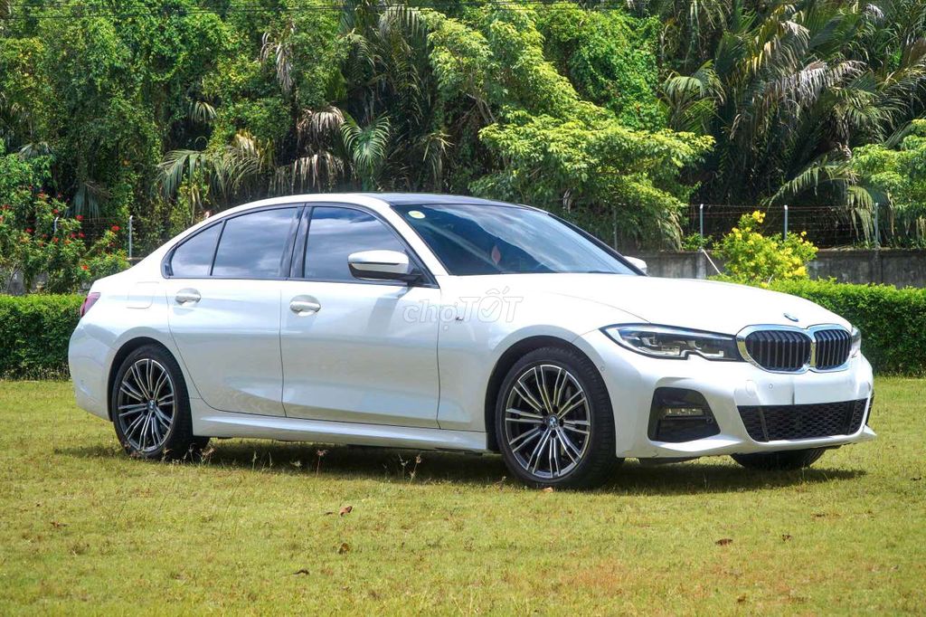 BMW 320i M SPORT 2022, 1 владелец, ухоженная, отличное состояние
