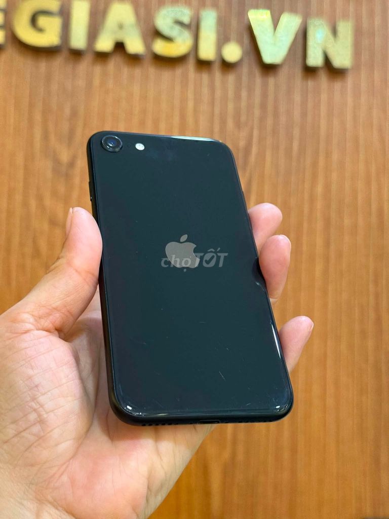 Apple iPhone SE 2 64GB Đen 89%. Mua bán Điện thoại tại Quận Gò Vấp Tp Hồ Chí Minh được đăng bởi Nguyễn Thị Thu Hiền hình 1