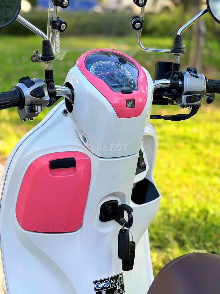 Смарткей Honda Scoopy 2024 белый розовый