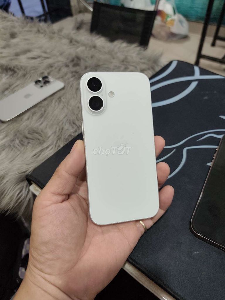 Apple iPhone 16 Thường 128GB Trắng 89%. Mua bán Điện thoại tại Quận Bình Thạnh Tp Hồ Chí Minh được đăng bởi Hoàng Giang hình 1