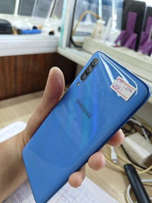 Samsung A70 xanh ram6/128 kàn zin đẹp thanh lý 003