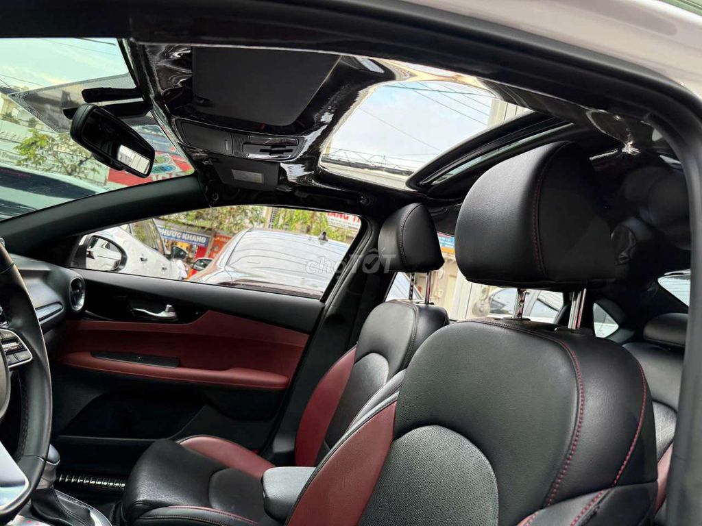 Kia cerato 2.0L - 24000 km. Mua bán Ô tô tại Thành phố Thủ Đức Tp Hồ Chí Minh được đăng bởi Ms Hiệp  hình 6