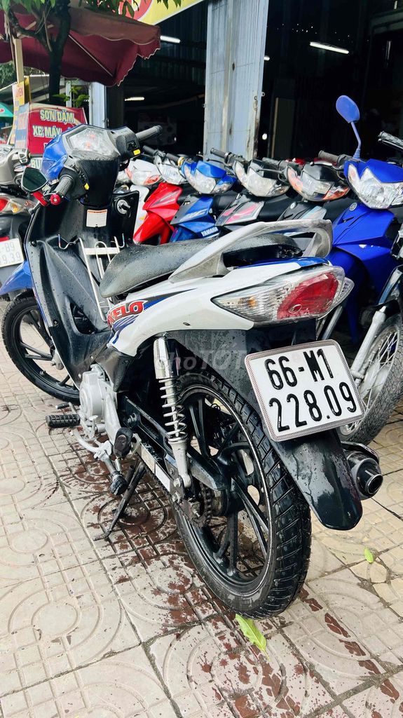 xe axelo suzuki trắng xanh gp. Mua bán Xe máy tại Thành phố Sa Đéc Đồng Tháp được đăng bởi XE MÁY 66 ĐỒNG THÁP hình 8