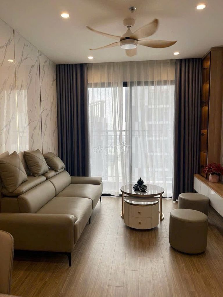 Аренда квартиры 2 спальни с полной мебелью в VinHomes Ocean Park