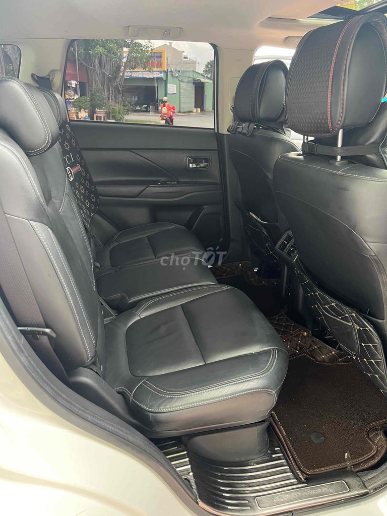 bán xe Outlander 2020 Premium cực chất 1 chủ. Mua bán Ô tô tại Quận Lê Chân Hải Phòng được đăng bởi bình hình 13