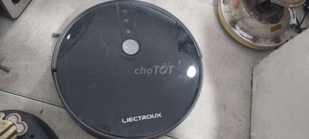 Robot hút bụi lua nhà liectroux cho thợ