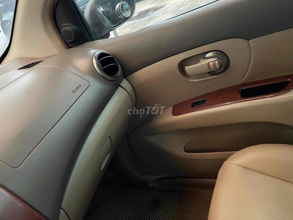 Nissan Livina Nhật bản 7 Chổ Xe gia đình Số sàn. Mua bán Ô tô tại Quận 12 Tp Hồ Chí Minh được đăng bởi Mr Gà 9x  hình 9