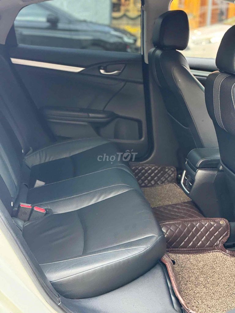 Honda Civic 2019 G 1.8 AT - 60000 km. Mua bán Ô tô tại Huyện Trảng Bom Đồng Nai được đăng bởi Cường hình 9