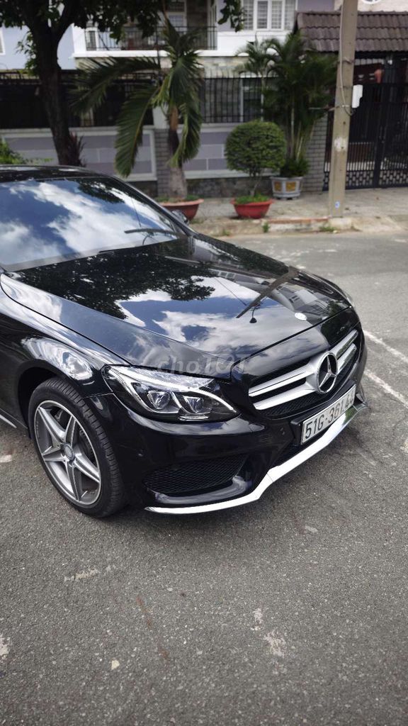 Mercedes C300 AMG умер в 2016 году — сами владельцы выставлены на продажу