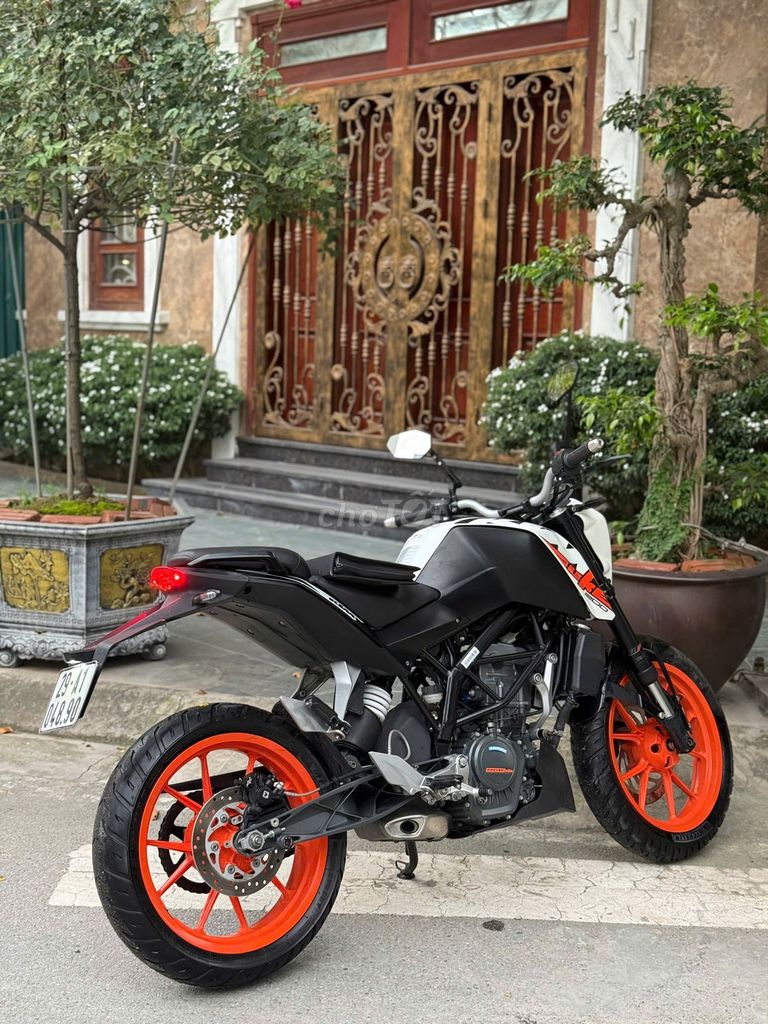 KTM Duke 200 có trả góp trao đổi ✅. Mua bán Xe máy tại Huyện Thanh Trì Hà Nội được đăng bởi Phú Lý hình 6