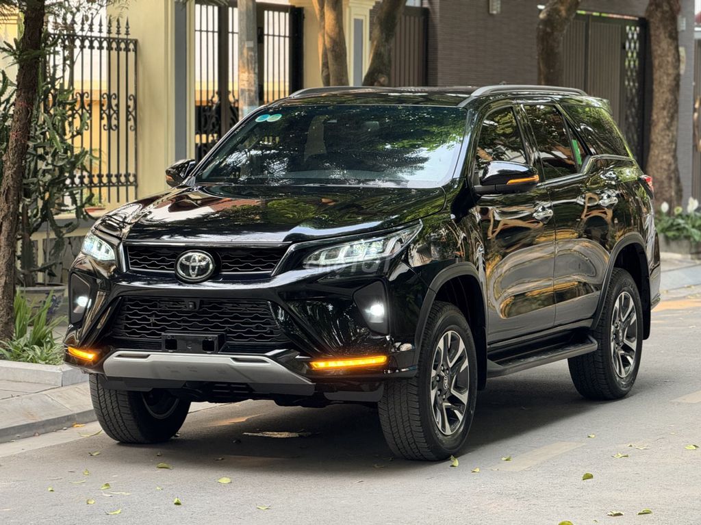 💥TOYOTA FORTUNER 2025 Giảm 50tr ✅Tặng BH 🎁 80TR Đ✅. Mua bán Ô tô tại Quận 12 Tp Hồ Chí Minh được đăng bởi Nguyễn Xuân Hiệp TOYOTA hình 4