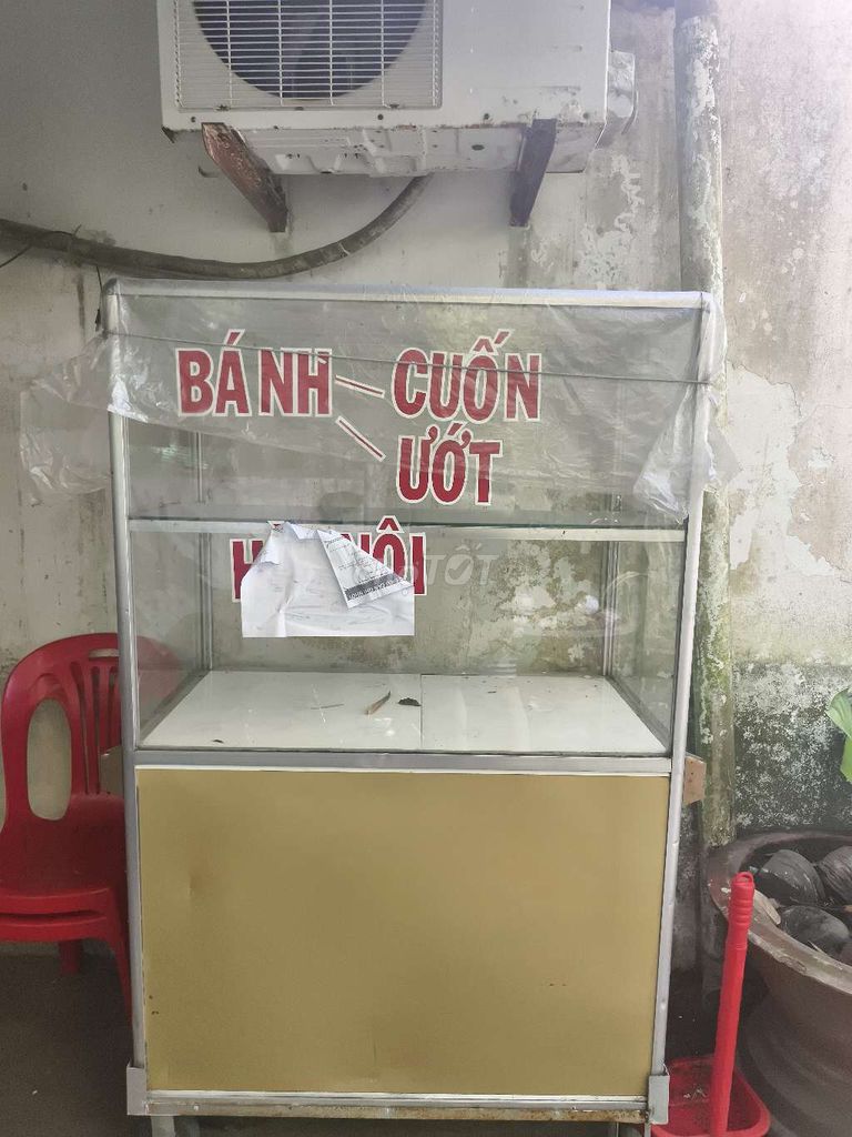 Tủ kính bán đồ ăn có bánh xe. Mua bán Đồ chuyên dụng, Giống nuôi trồng tại Thành phố Sóc Trăng Sóc Trăng được đăng bởi Vũ Dương Lực hình 1