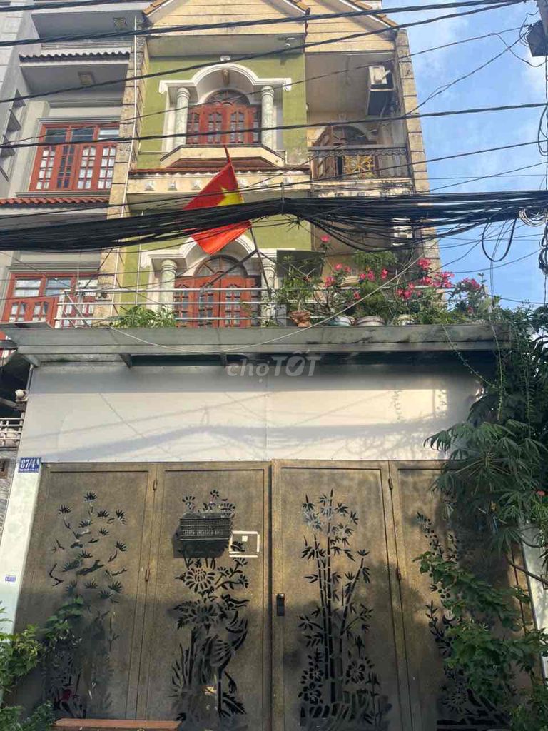 bán nhà gần ngay co.op mart phan văn hớn