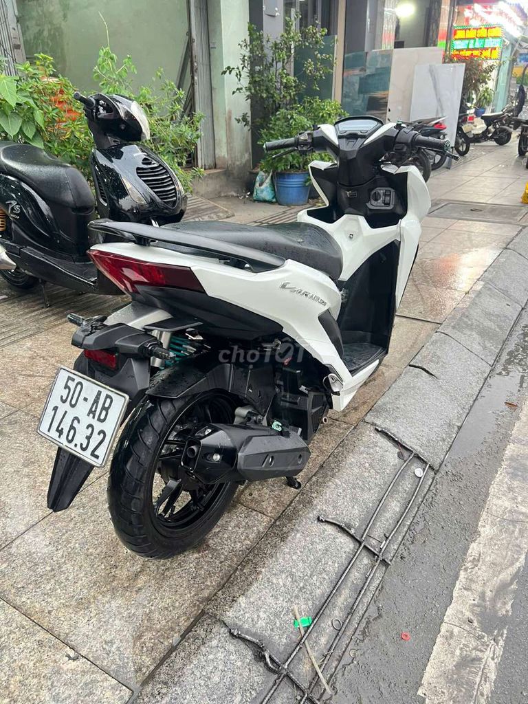 Honda Xe máy Trắng Đã qua sử dụng. Mua bán Xe máy tại Quận Tân Phú Tp Hồ Chí Minh được đăng bởi Tuanduy hình 2