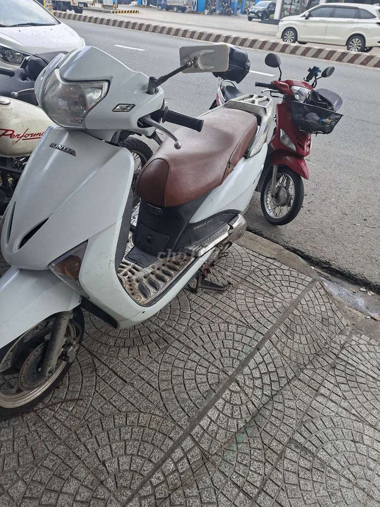 Honda Lead в отличном состоянии, документы владельца