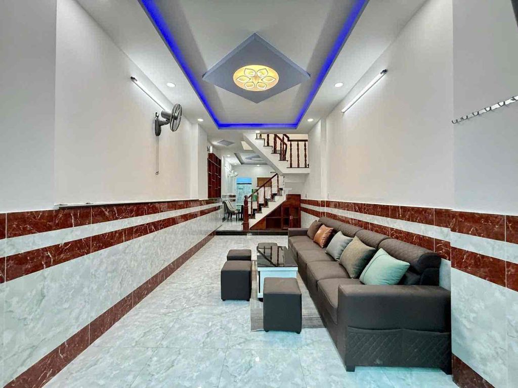 Nhà 3.4m x 16m 2 tầng ngay đầu đường Đông Bắc - Tô Ký P.Trung Mỹ Tây - ảnh 4