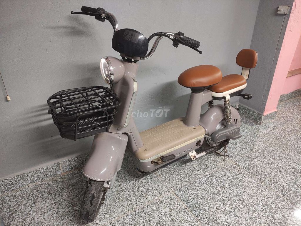 Xe đạp điện moka,sarune 4 bình thanh lý rẻ. Mua bán Xe điện tại Quận Bình Tân Tp Hồ Chí Minh được đăng bởi MR ĐOÀN hình 2