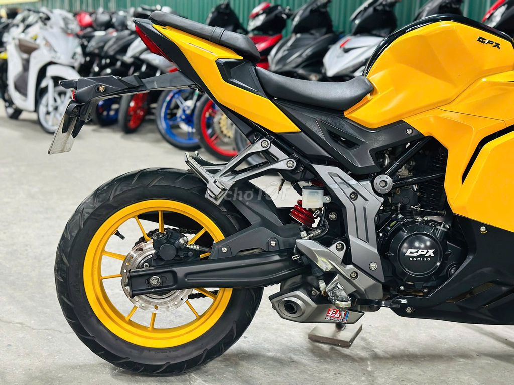 XE MÁYTHANH TÙNG_GPX DEMON 150GR CAM ĐEN BAO ZIN. Mua bán Xe máy tại Quận Nam Từ Liêm Hà Nội được đăng bởi THANH TÙNG hình 6