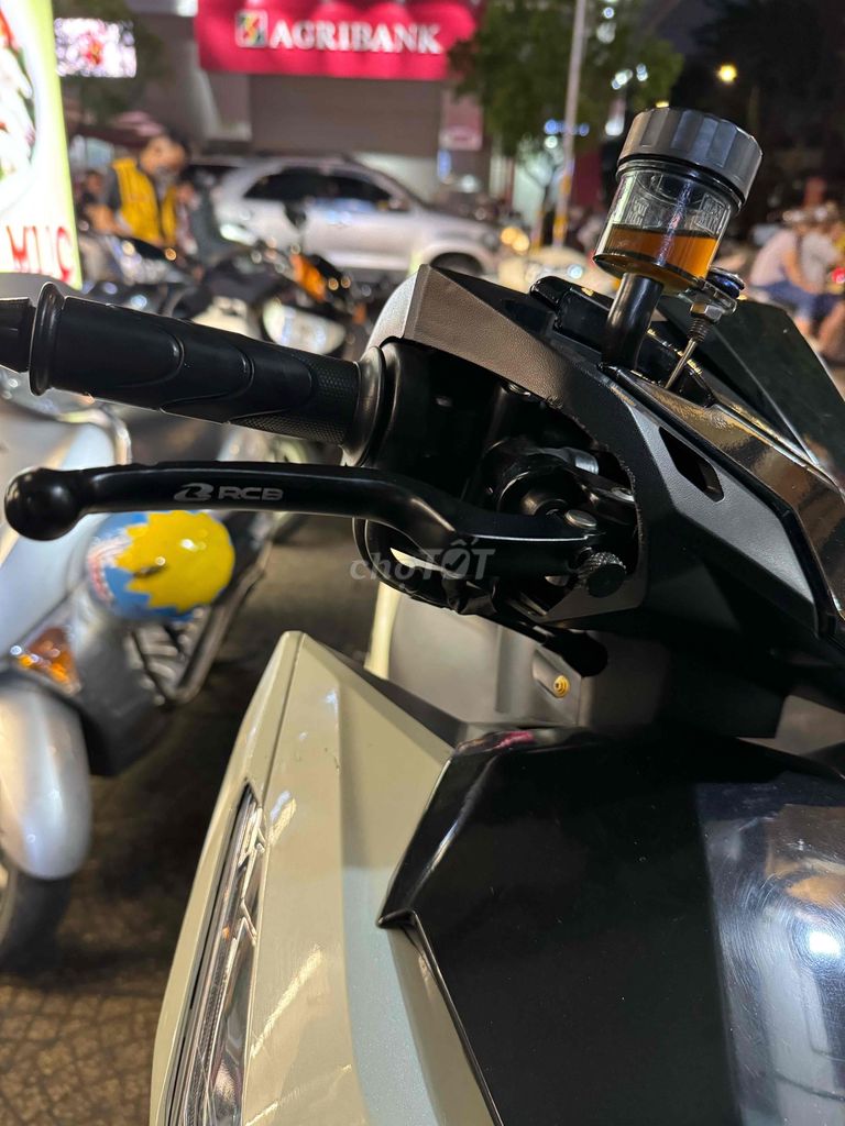 Ecu Apitech , cặp tay RCB bình dầu ,đồng hồ Fu2. Mua bán Phụ tùng xe tại Quận 4 Tp Hồ Chí Minh được đăng bởi Minh Lâm hình 4