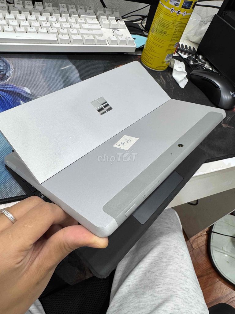 Microsoft Surface Go 1 4GB/64GB Bạc 97%. Mua bán Máy tính bảng tại Quận Hoàng Mai Hà Nội được đăng bởi Khiêm Nguyễn hình 1