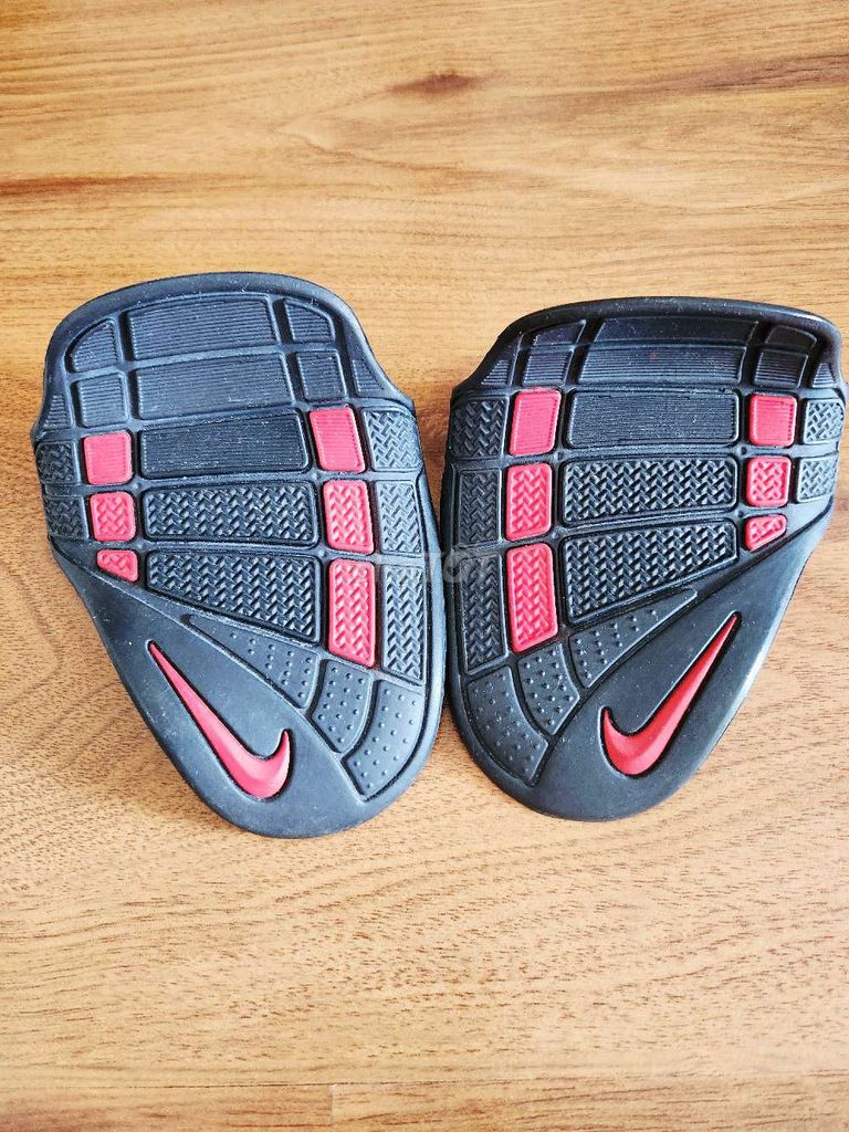 Găng tay tập gym Nike Alpha Training Grip. Mua bán Đồ thể thao, Dã ngoại tại Quận Cầu Giấy Hà Nội được đăng bởi Nguyen An Phuong hình 1